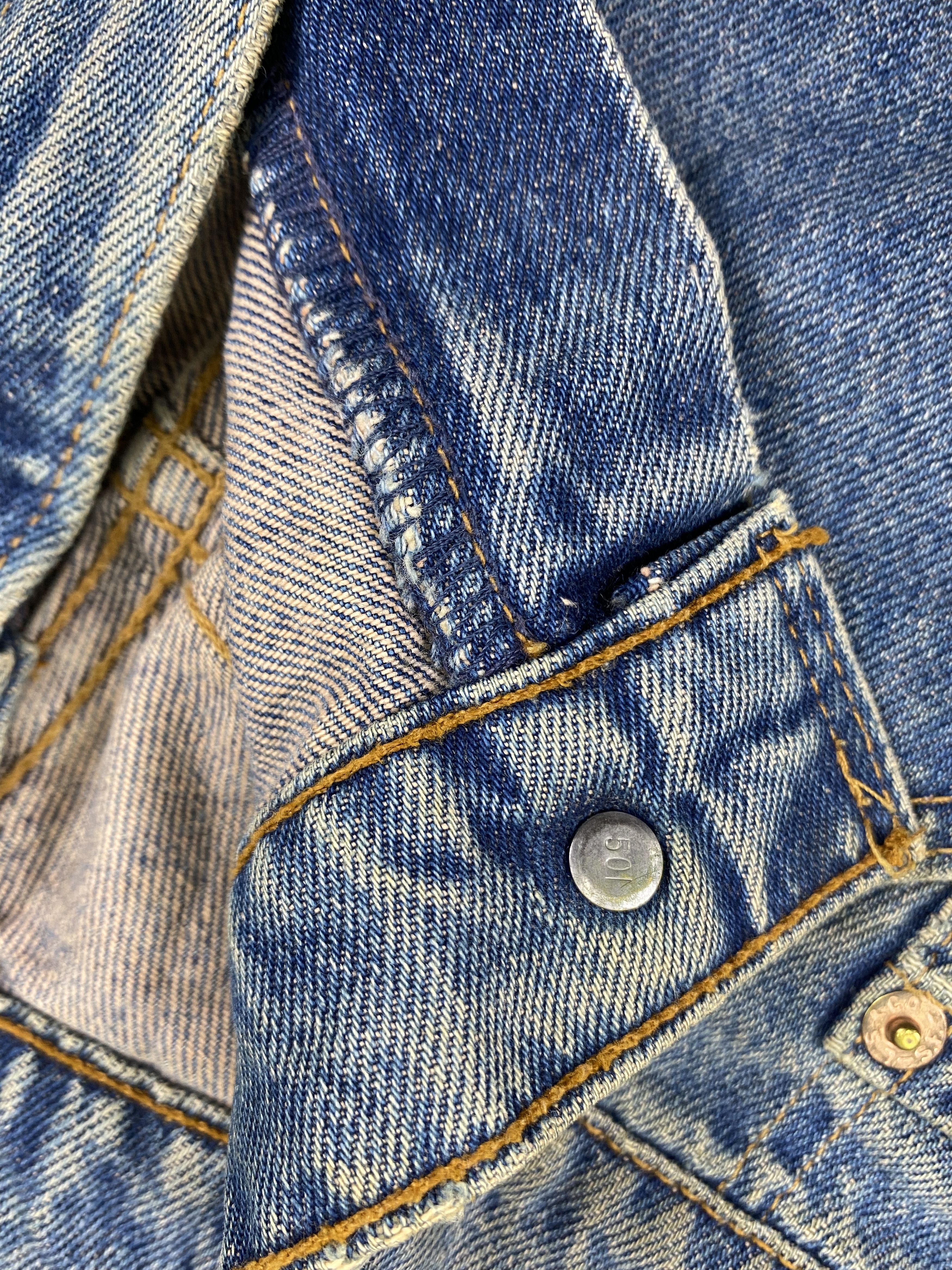Levi's Distressed Vintage Levi's 517 Flare Jeans 31x32.5-JN3451 Size US 31 - 7 Thumbnail