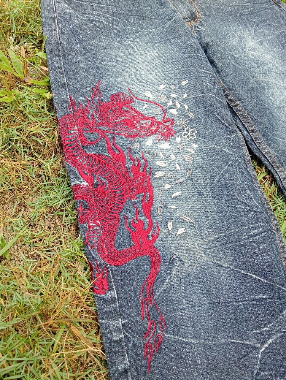 Japanese Brand Vintage Japanese Dragon Embroidery Jeans Size US 31 - 4 Thumbnail