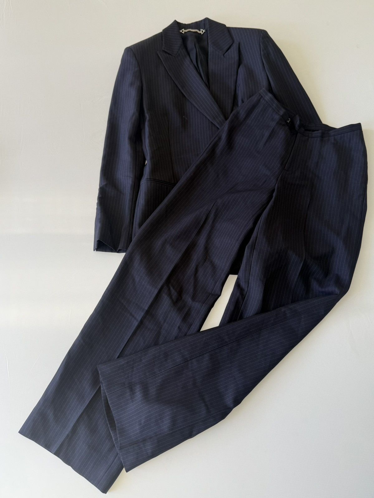 Gucci Gucci by Tom Ford Fall/Winter 1997 Pinstripe Blazer & Pants Size XS / US 0-2 / IT 36-38 - 1 Thumbnail