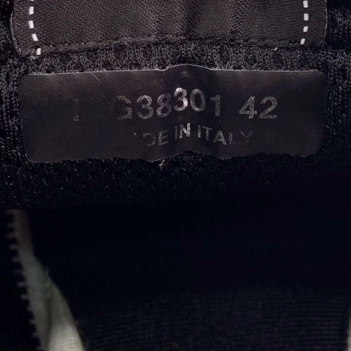 Chanel Chanel Logo Lace-Up Panda Sneakers Size US 9 / EU 42 - 6 Thumbnail