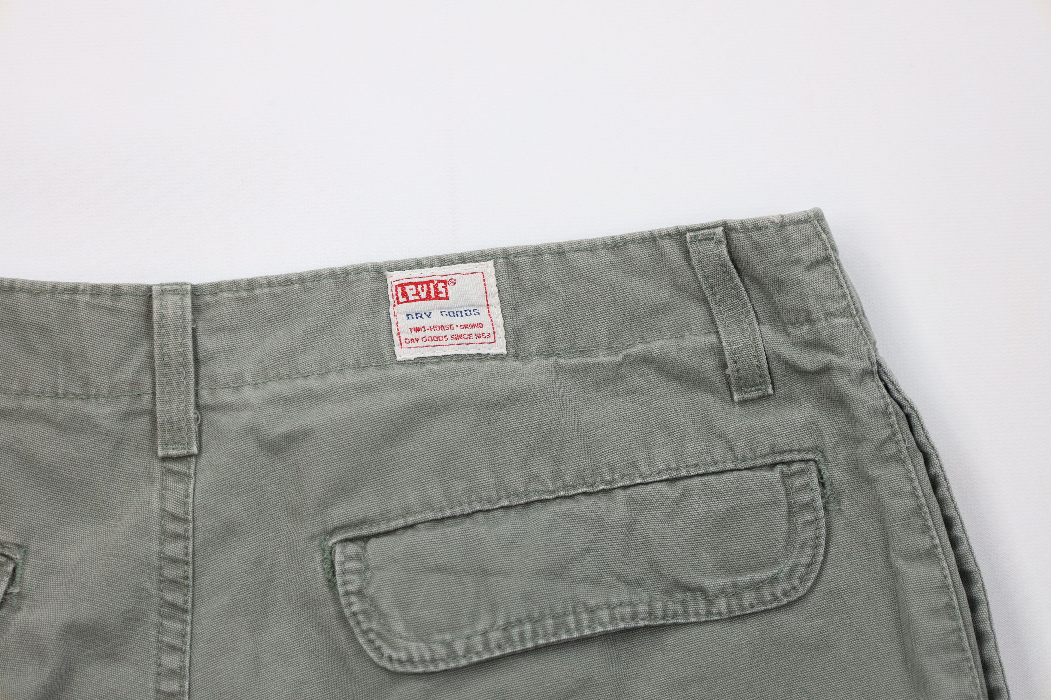 Levi's Vintage 90s Levis Heavyweight Cargo Shorts Green Cotton Size US 34 / EU 50 - 11 Thumbnail