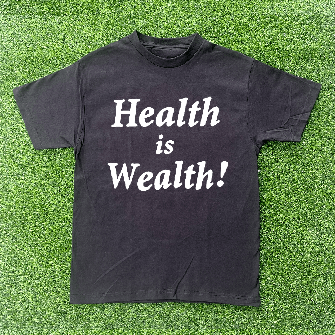 Vintage HEALTH IS WEALTH TSHIRT Size US S / EU 44-46 / 1 - 1 Preview