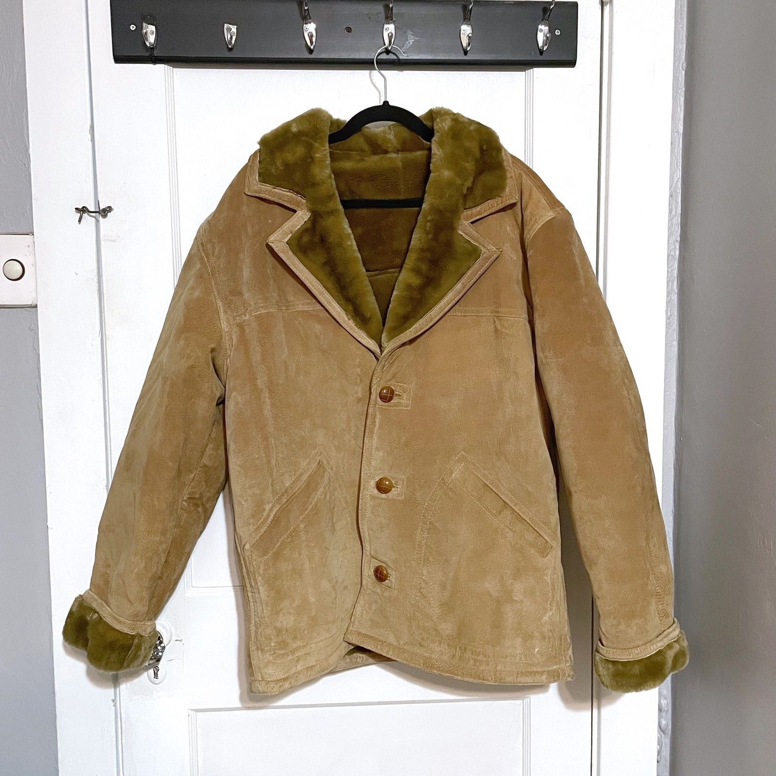 Bill Blass VINTAGE Tan Leather Jacket Med Faux Fur Lining