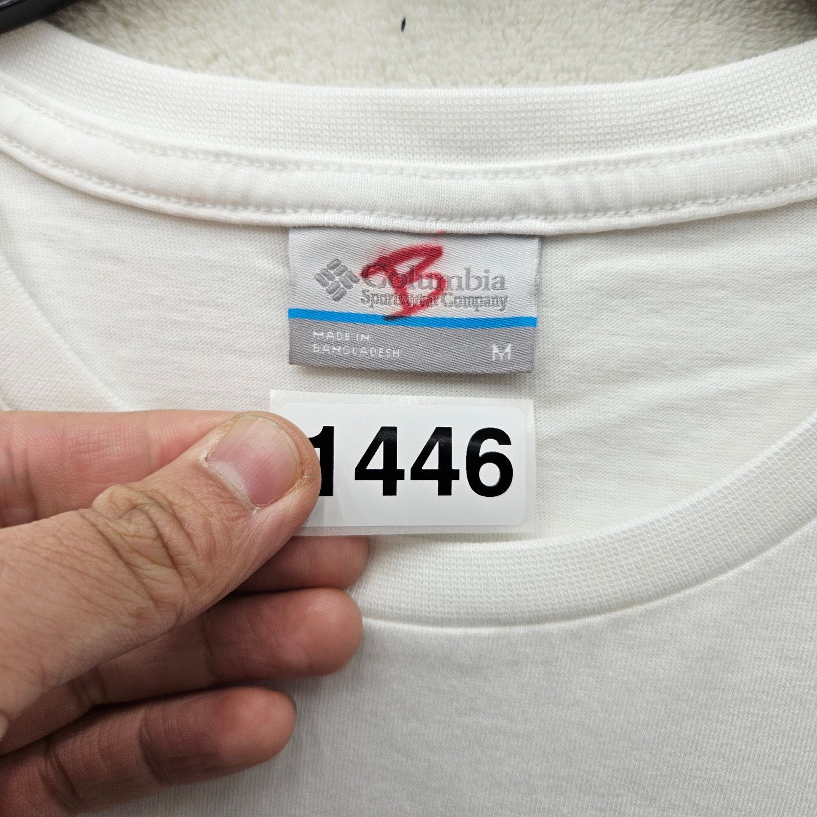 Columbia COLUMBIA MEN'S MEDIUM WHITE GRAPHICS TSHIRT BGRADE NWOT Size US M / EU 48-50 / 2 - 5 Thumbnail
