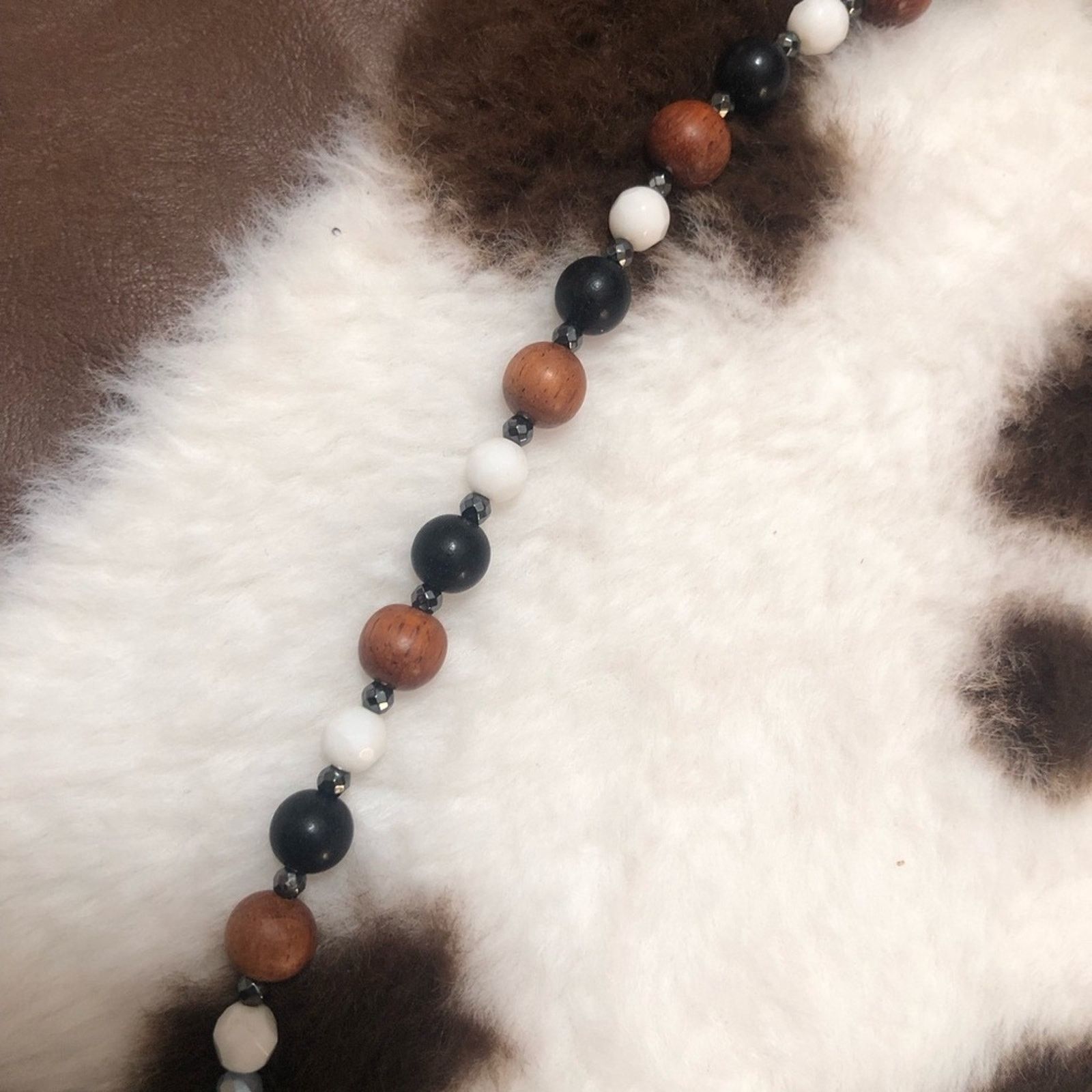 Handmade Handcrafted large howlite filigree pendant beaded necklace Size ONE SIZE - 6 Thumbnail