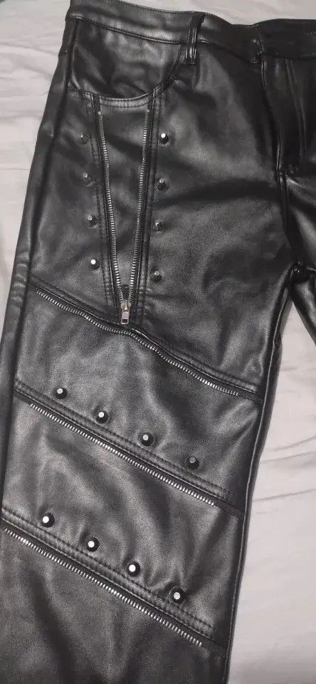 Jean Black Faux Studded Leather Pants Size US 29 - 2 Thumbnail