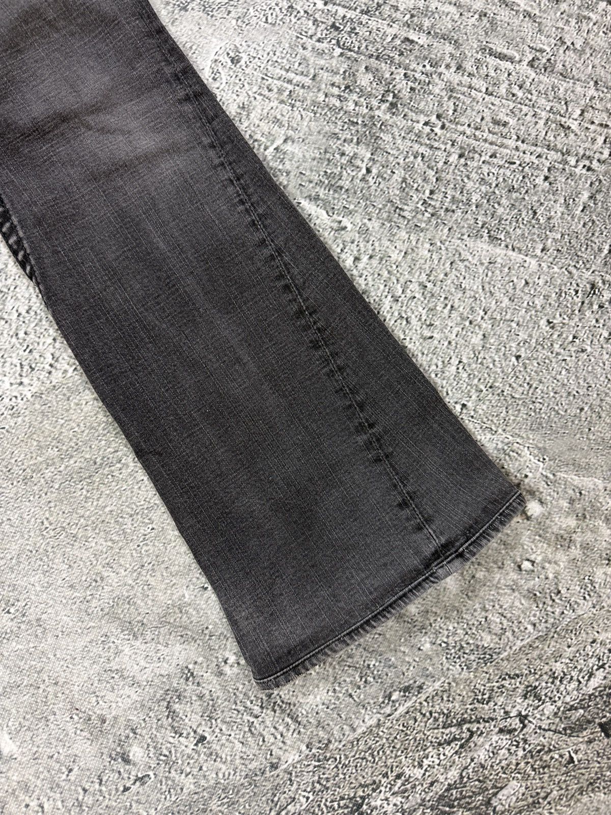 True Religion True Religion jeans grey black thick stitching flared Joey Size US 32 / EU 48 - 11 Thumbnail