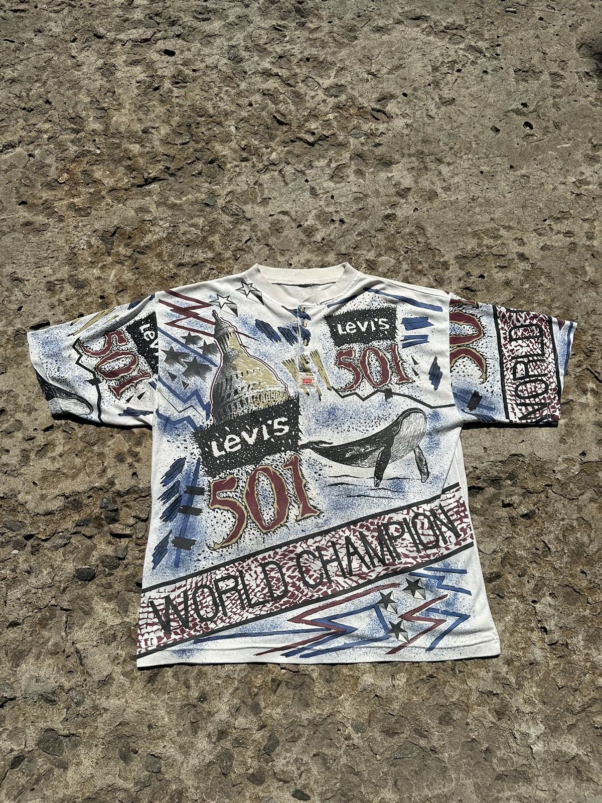 Levi's × Vintage Vintage 90s Levi’s 501 World Champion All Over Print T-Shirt Size US XL / EU 56 / 4 - 1 Thumbnail