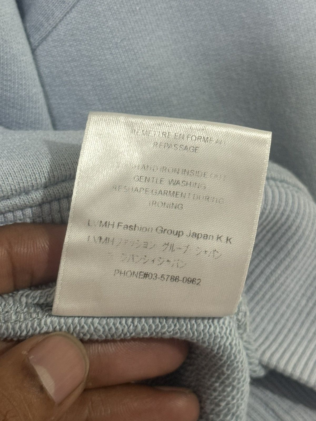 Givenchy Givenchy Distressed Logo Hoodie Size US L / EU 52-54 / 3 - 12 Thumbnail