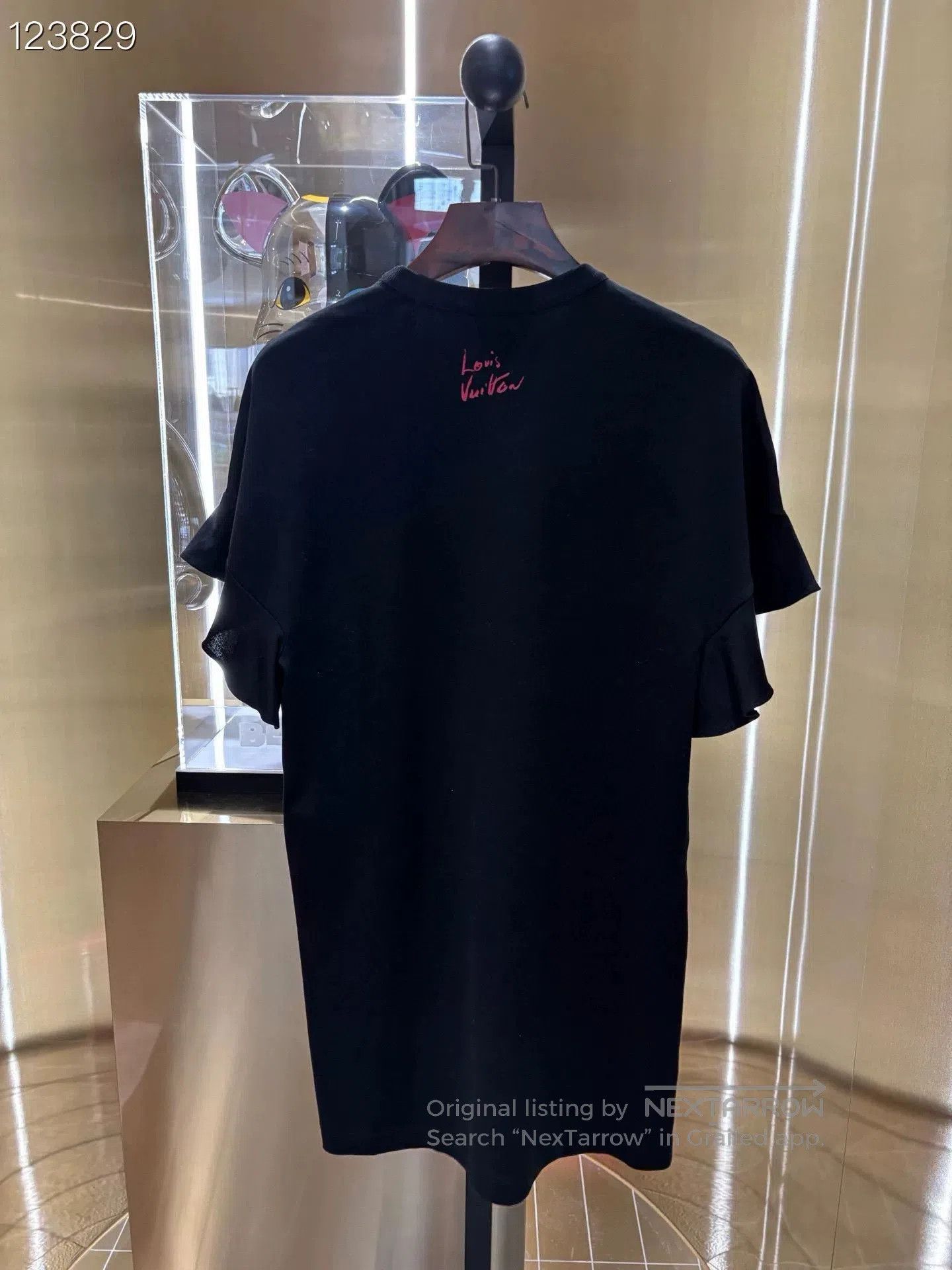 Louis Vuitton Neon City Print Ruffle T. Size M / US 6-8 / IT 42-44 - 2 Thumbnail