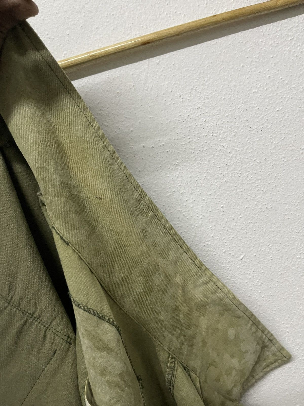 Comme des Garcons PLAY AD 2009 COMME DES GARCONS PLAY CAMO BUTTON UP FADED Size US M / EU 48-50 / 2 - 17 Thumbnail