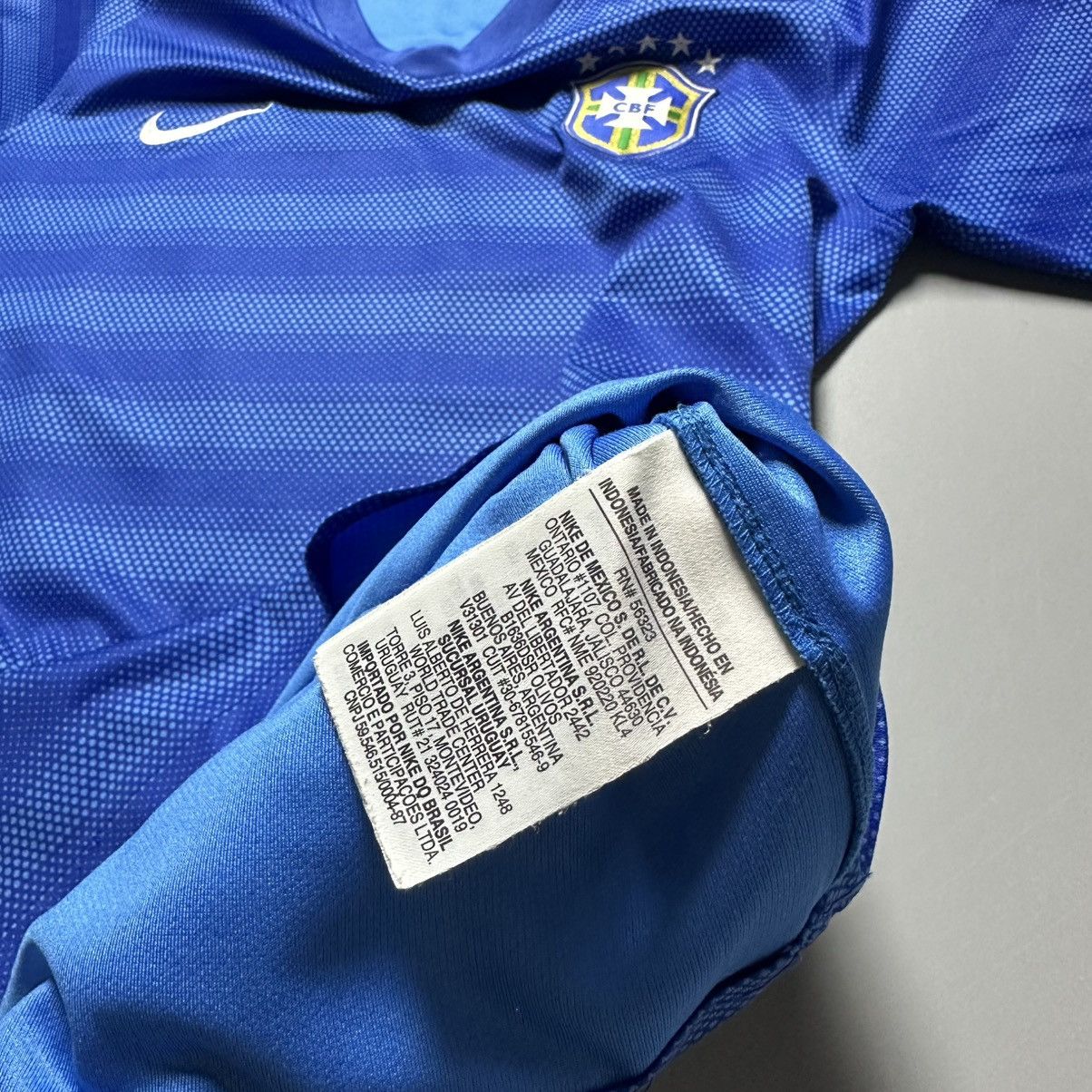 Nike KIDS BRAZIL NIKE 2014 WORLD CUP FOOTBALL JERSEY #10 NEYMAR Size US XXS / EU 40 - 13 Thumbnail