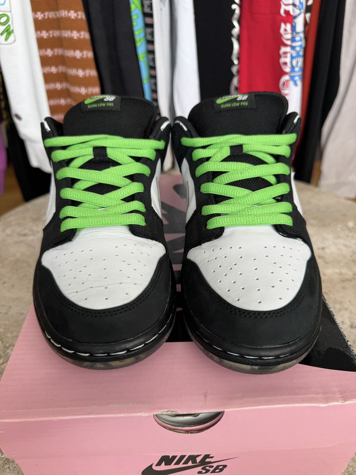Nike SB Nike SB Dunk Low Staple Panda Pigeon Size US 10.5 / EU 43-44 - 8 Thumbnail