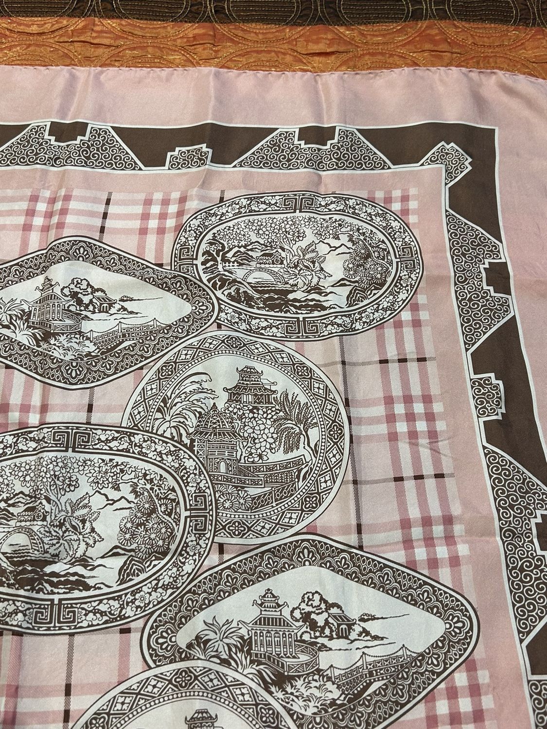 Burberry 80s Vintage Burberrys Very Rare Asian Art Silk Scarf Size ONE SIZE - 4 Thumbnail