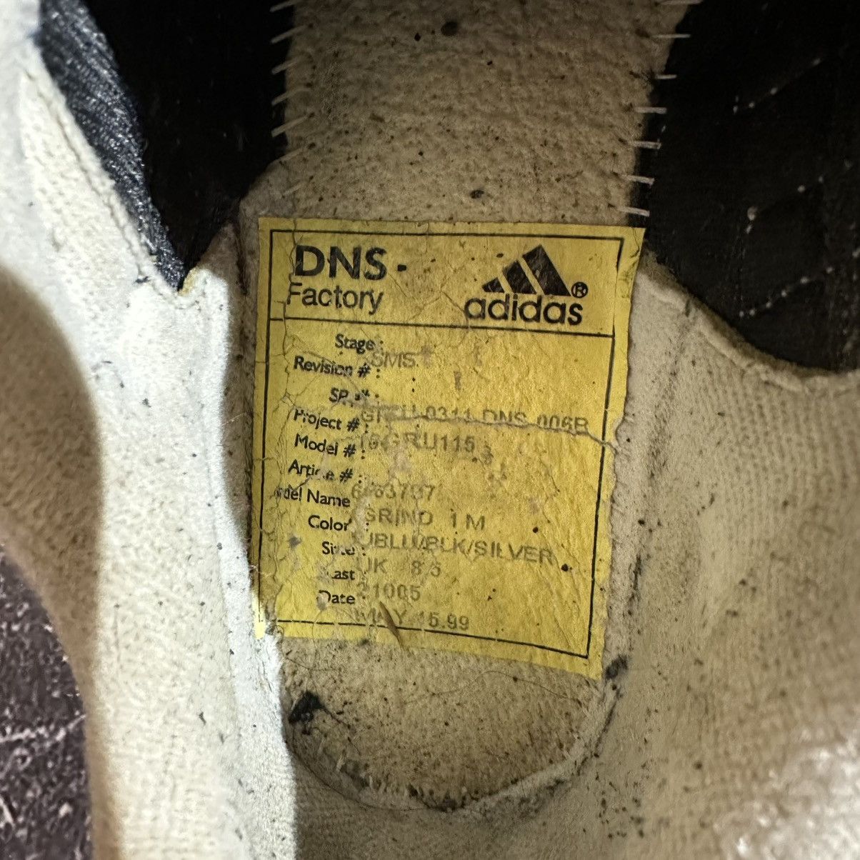Adidas VINTAGE 99 ADIDAS GRIND Men’s Sneakers Size 9us 42.5FR 27 cm Size US 9 / EU 42 - 12 Thumbnail