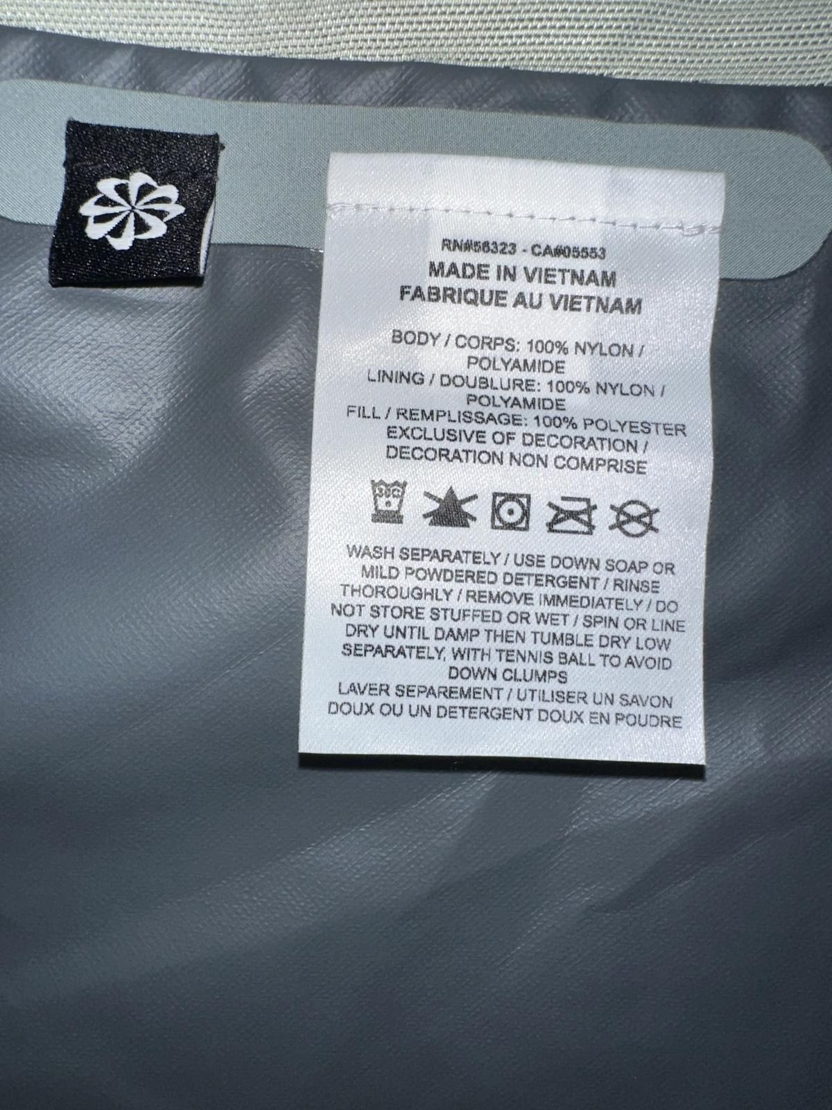 Nike Nike Men’s ACG SF Cascade Hooded Rain Jacket Size US S / EU 44-46 / 1 - 9 Thumbnail