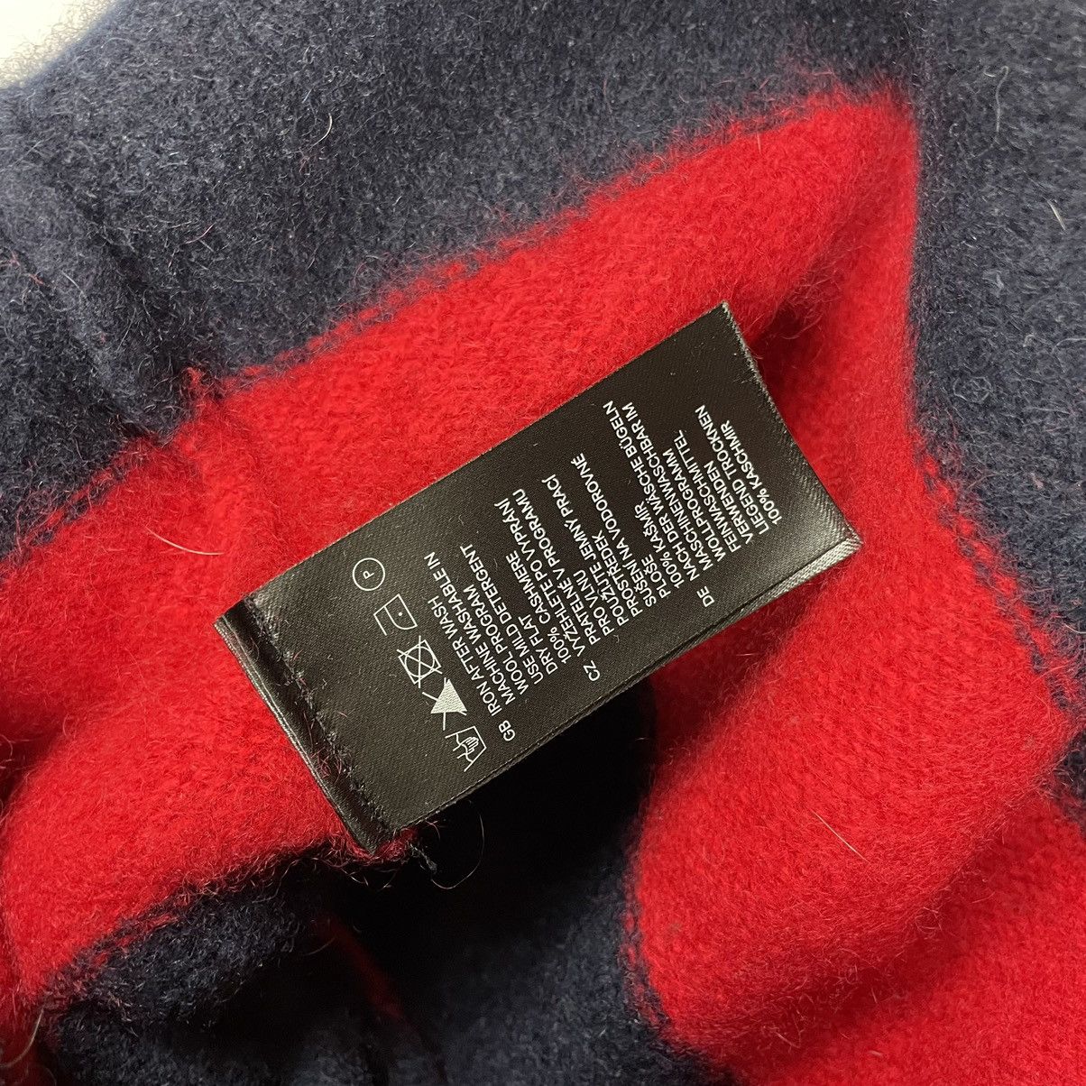H&M × Marni Marni X H&M Cashmere Cropped T-Shirt Size US L / EU 52-54 / 3 - 4 Thumbnail