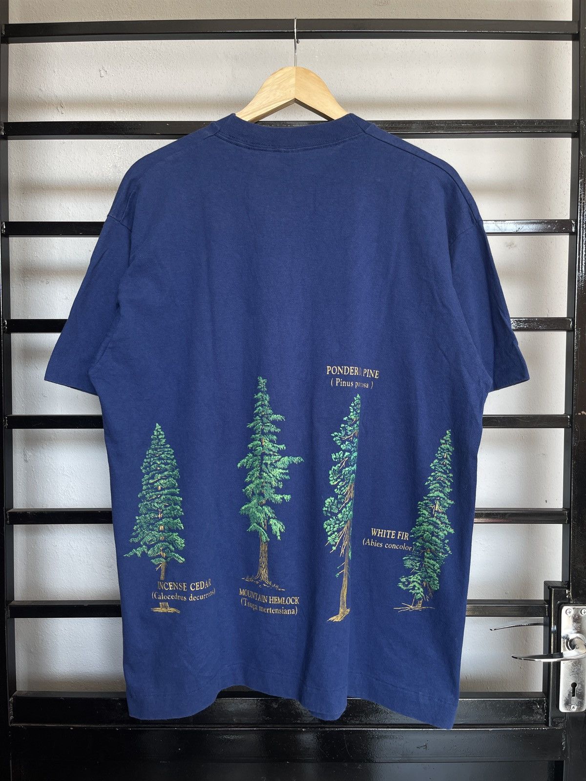 Vintage Vintage Trees of Yosemite National Park USA Size US XL / EU 56 / 4 - 2 Thumbnail