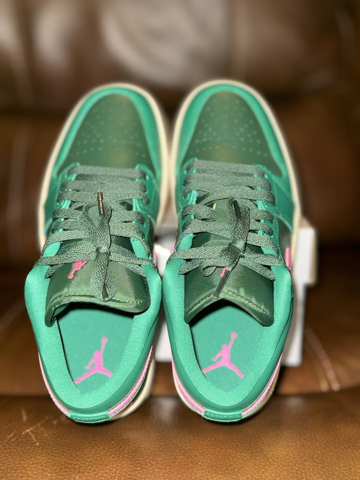 Nike Nike Air Jordan 1 Low WMNS Malachite Pink Blast Size US 6 / IT 36 - 5 Thumbnail