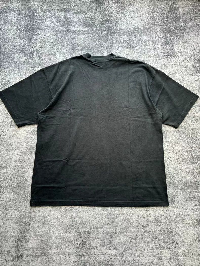 Balenciaga Balenciaga Iron Tower Polaroid Short Sleeves Size US XS / EU 42 / 0 - 2 Thumbnail