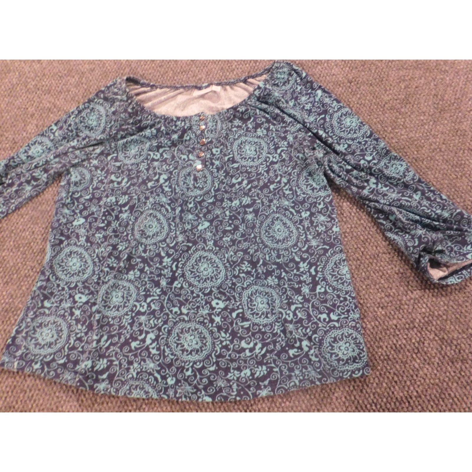 Vintage Kim Rogers Blouse L Womens Blue Floral Crew Neck Pullover Stretch Casual Regular Satin? (Note: Contains rayon and cotton; cap sleeves) Size L / US 10 / IT 46 - 2 Thumbnail