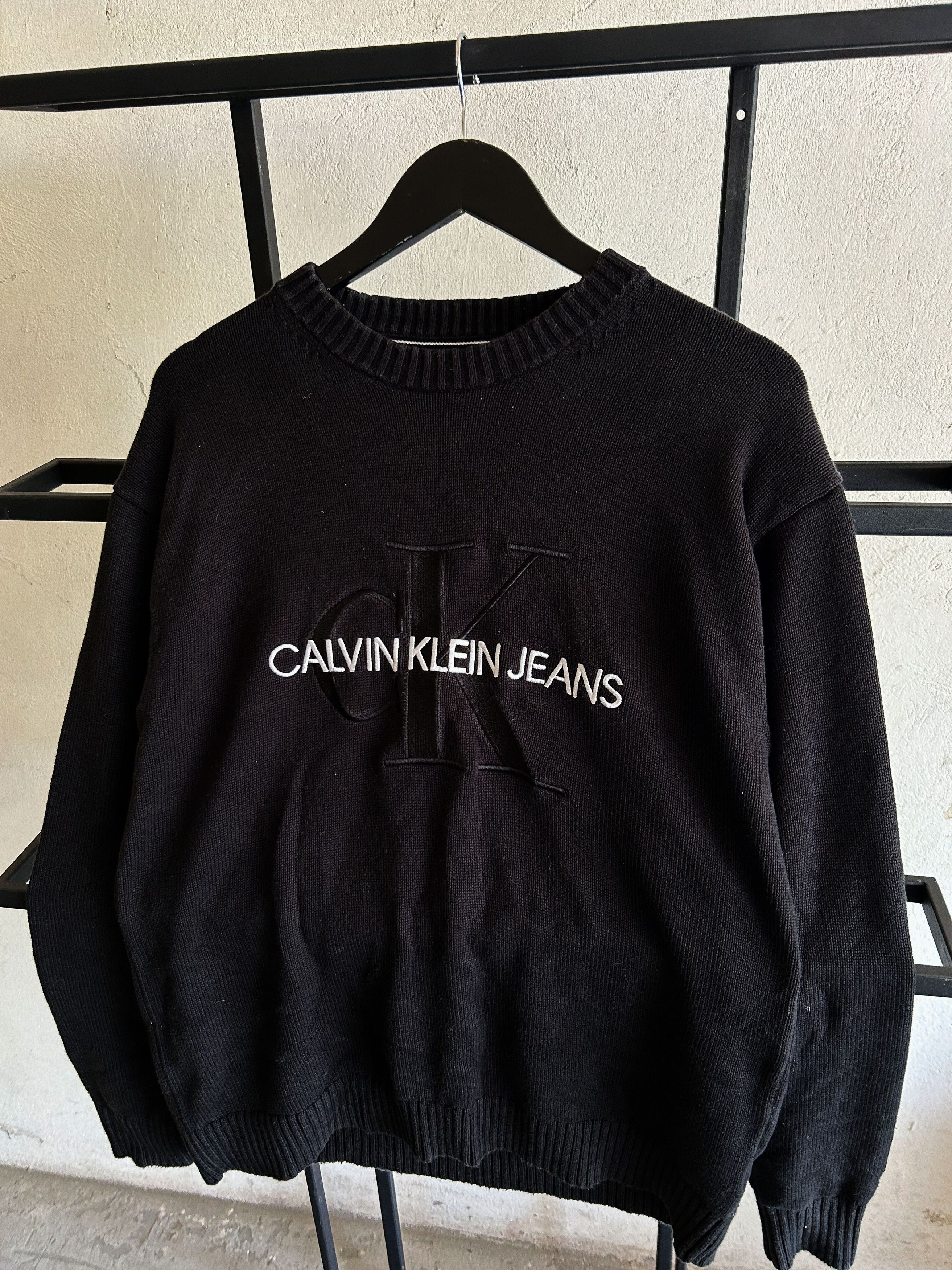 Calvin Klein Calvin Klein Jeans Y2K Minimal Logo Knit Sweater Size US M / EU 48-50 / 2 - 3 Thumbnail