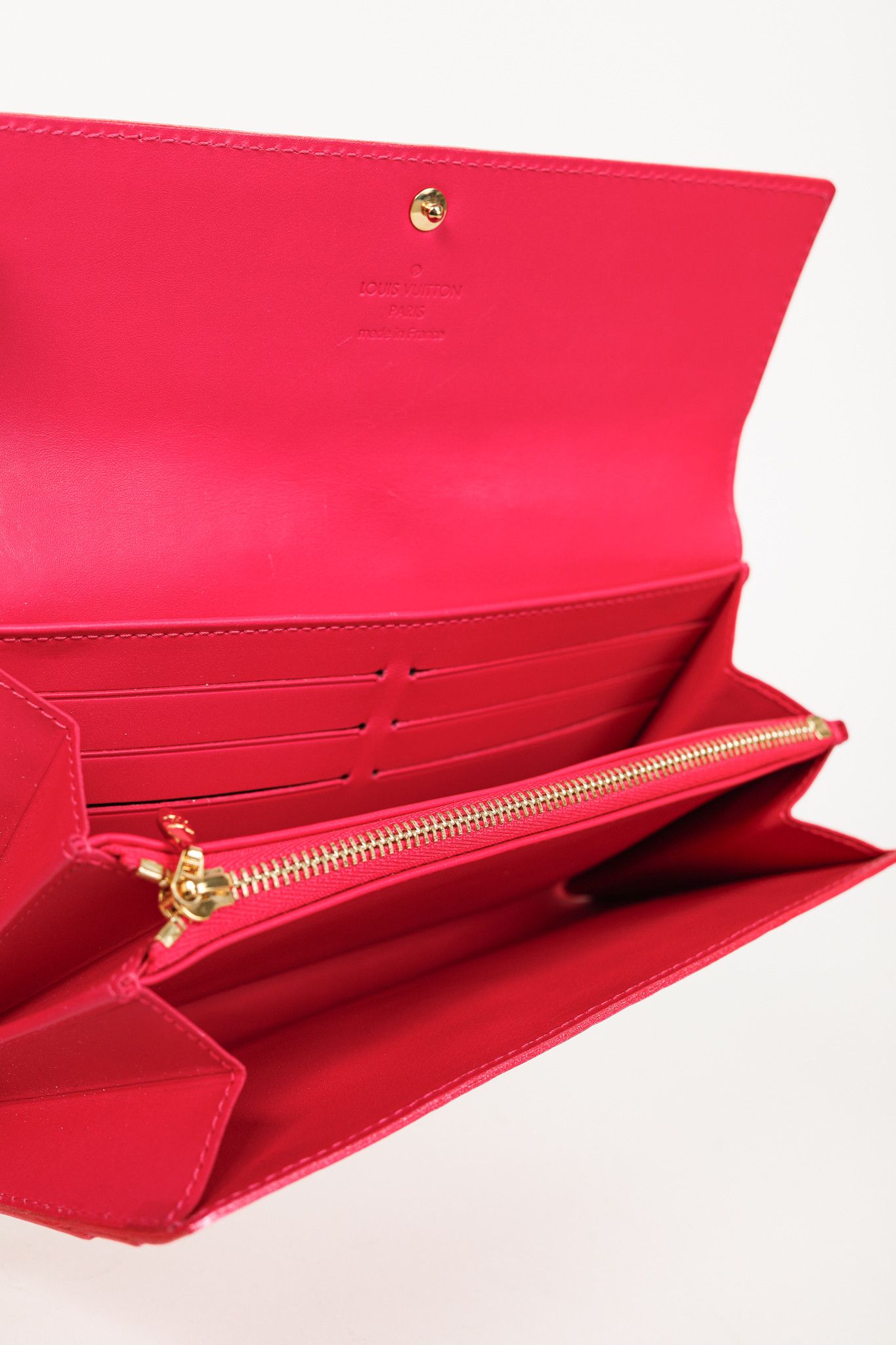 Louis Vuitton Louis Vuitton Sarah Rose Pop Monogram Vernis Leather Wallet Size ONE SIZE - 8 Thumbnail