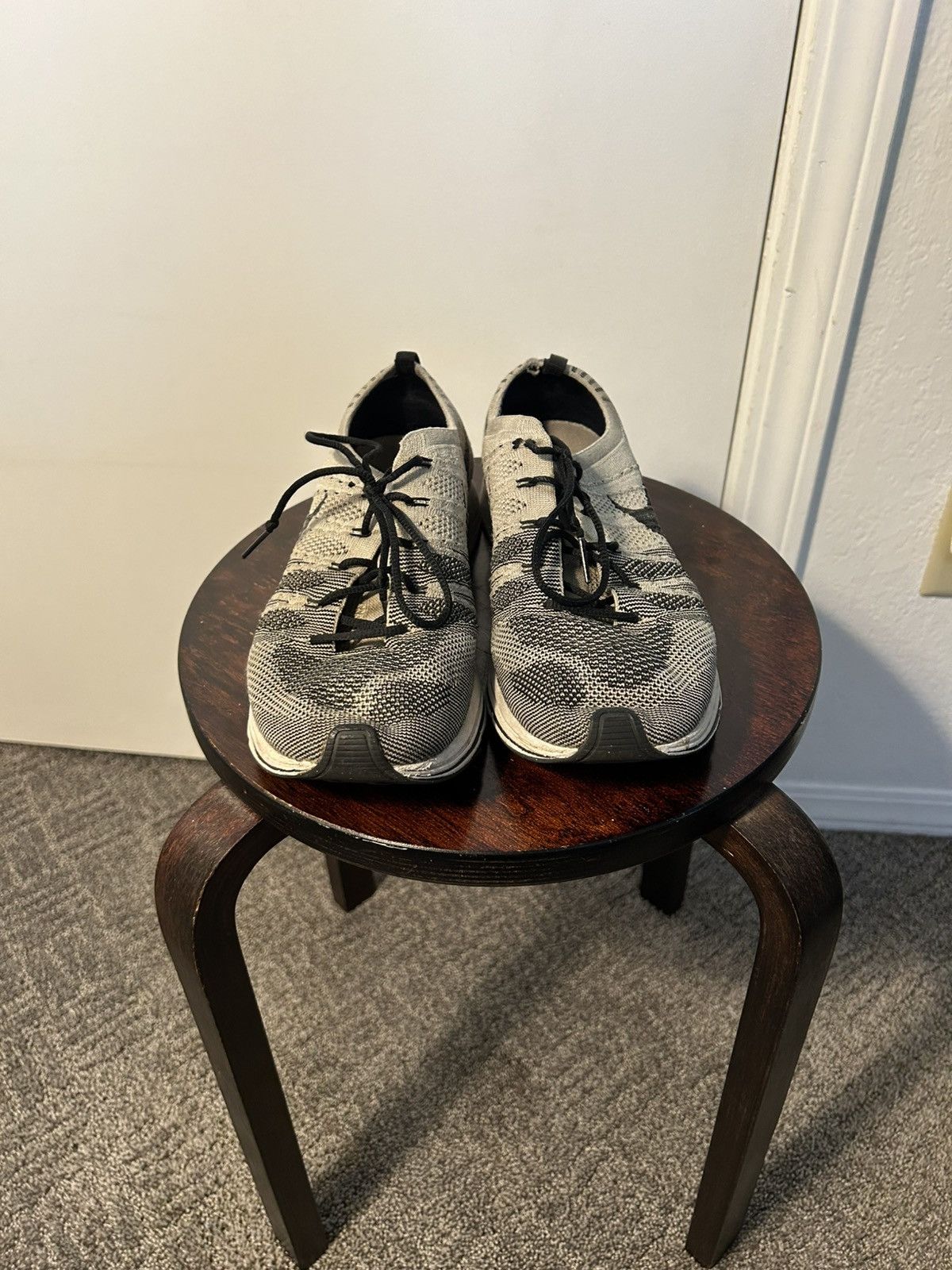 Nike Oreo Nike Flynet Size US 9.5 / EU 42-43 - 3 Thumbnail