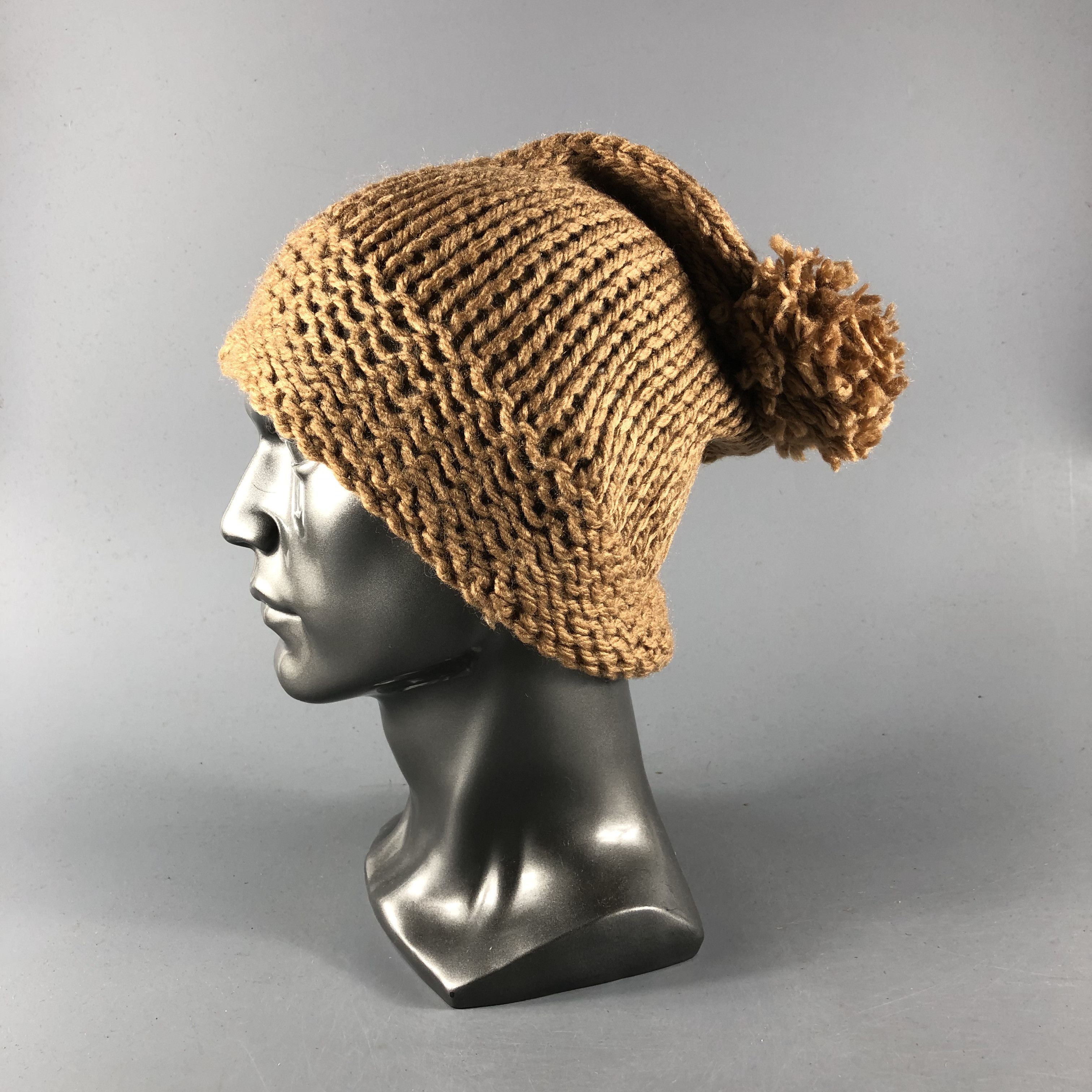 Vintage Unknown Brown Knit Bobble Beanie Snowcap Snow Hat B1063 Size ONE SIZE - 1 Thumbnail