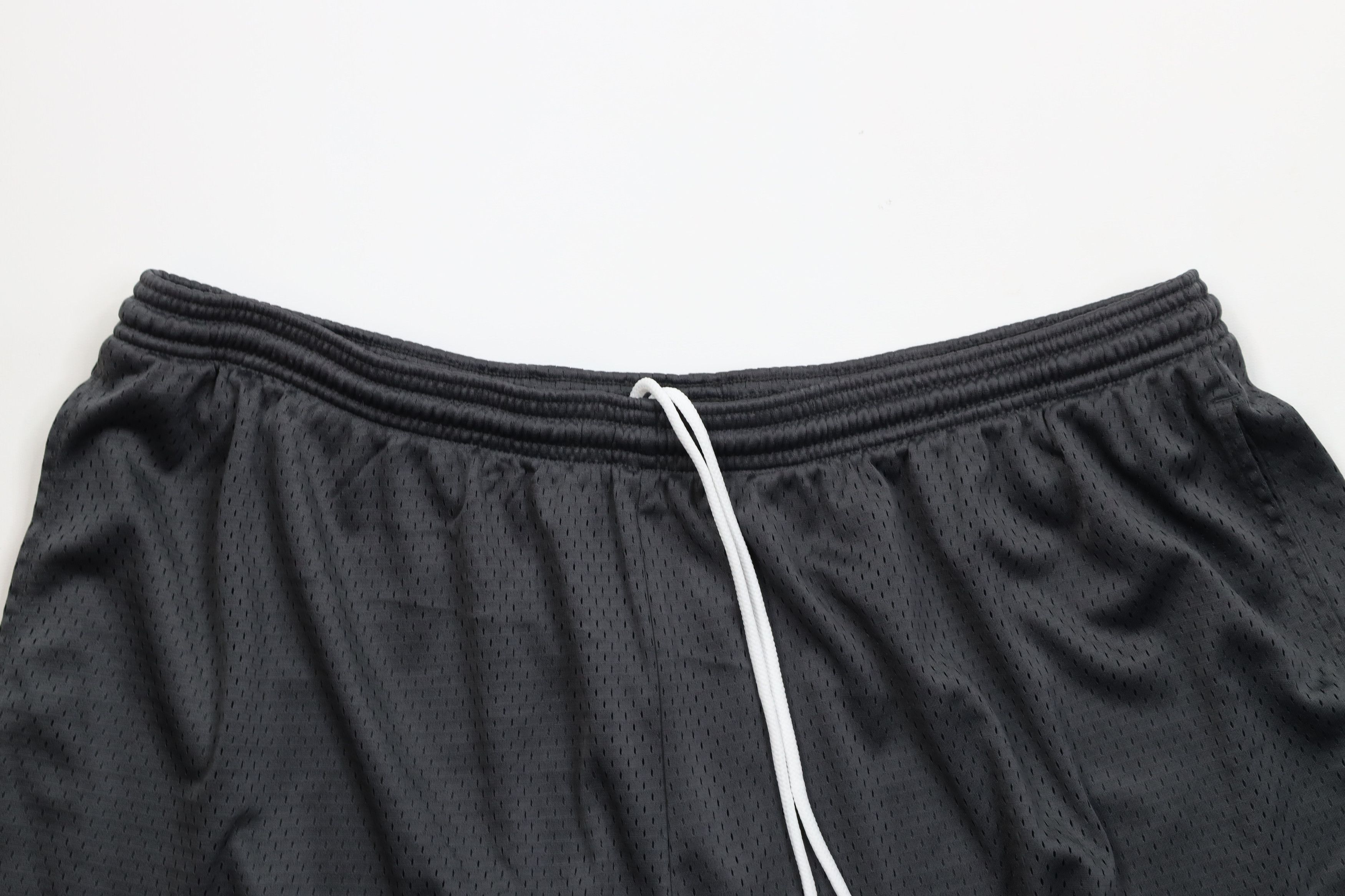Vintage Vintage 90s Y2K Streetwear Knee Mesh Shorts Gray Polyester Size US 36 / EU 52 - 2 Thumbnail