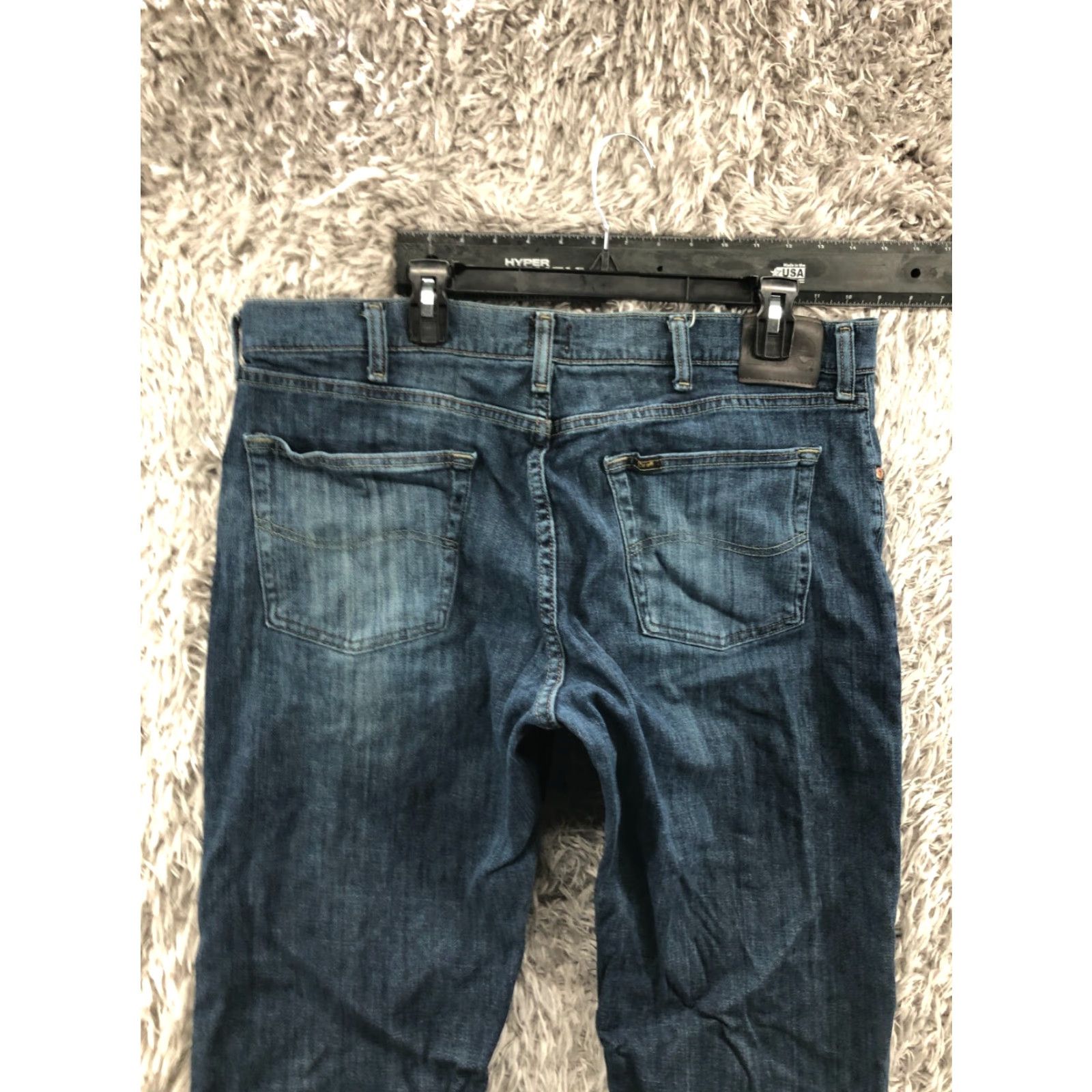 Lee Lee Jeans Regular Straight Mens Mid Rise Medium Wash Blue 38x29 5-Pocket Denim Cotton Blend Belt Loops Classic Fit Vintage No N/A Size US 38 / EU 54 - 7 Thumbnail