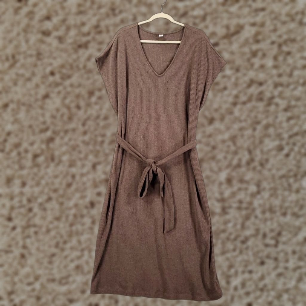 Old Navy Womens Old Navy Belted Dress XXL Brown Knit Midi Shirt Dress Stretch V-Neck Short Sleeve Belted Plus Size Casual Women Size XXL / US 16-18 / IT 52-54 - 1 Thumbnail