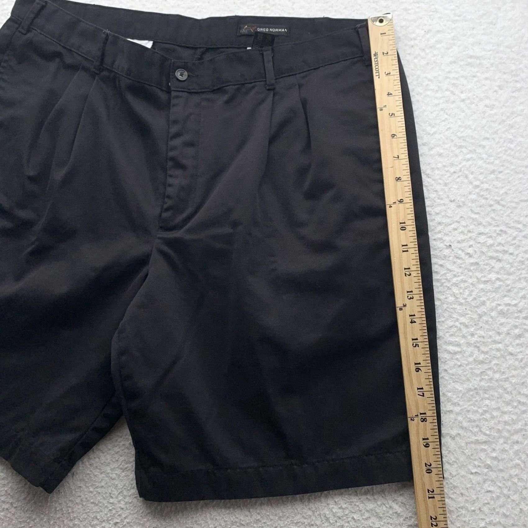 Vintage Greg Norman Mens 40 Black Pleated Chino Golf Shorts 9" Casual Preppy Classic Golfer Size US 40 / EU 56 - 4 Thumbnail