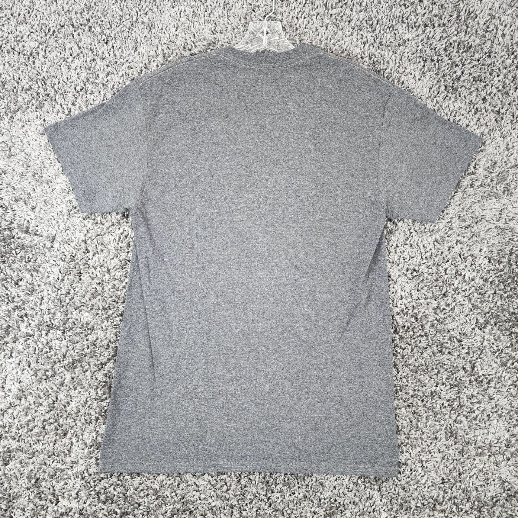 Delta Delta Pro Weights Shirt Men Size M Gray Save Ferris Short Sleeve Graphic Tee Size US 31 - 5 Thumbnail