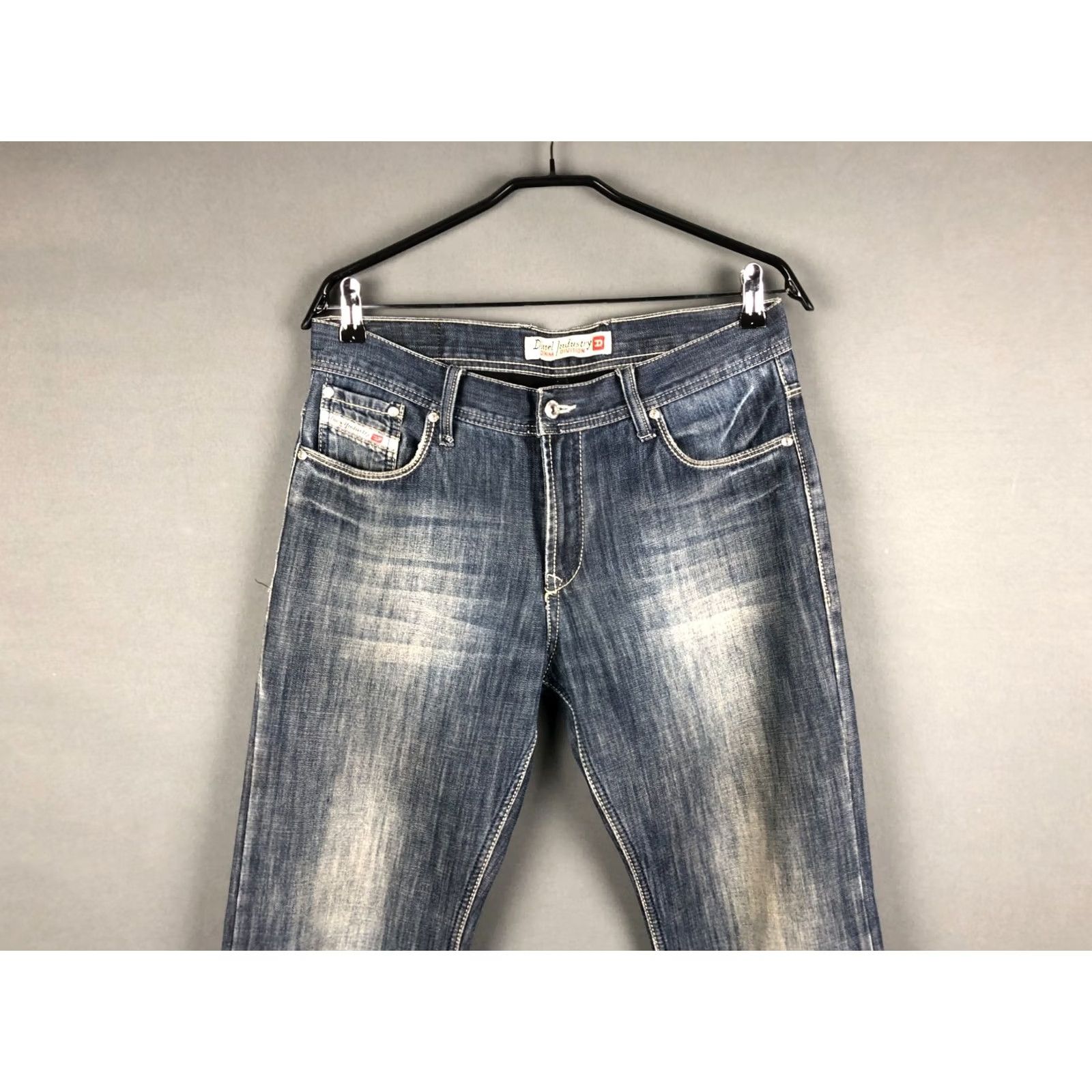 Diesel Diesel Jeans Regular Size 32 Blue Cotton Denim Zip Pockets Logo Patch Mens Jeans Shirt Size US 32 / EU 48 - 4 Thumbnail