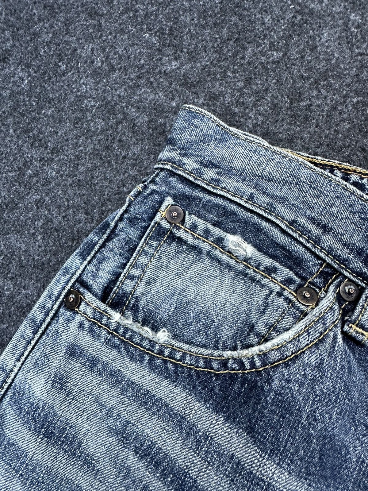 Levi's Vintage Levi’s 503 Japan Distressed Denim 30x30 D14 Size US 30 / EU 46 - 7 Thumbnail