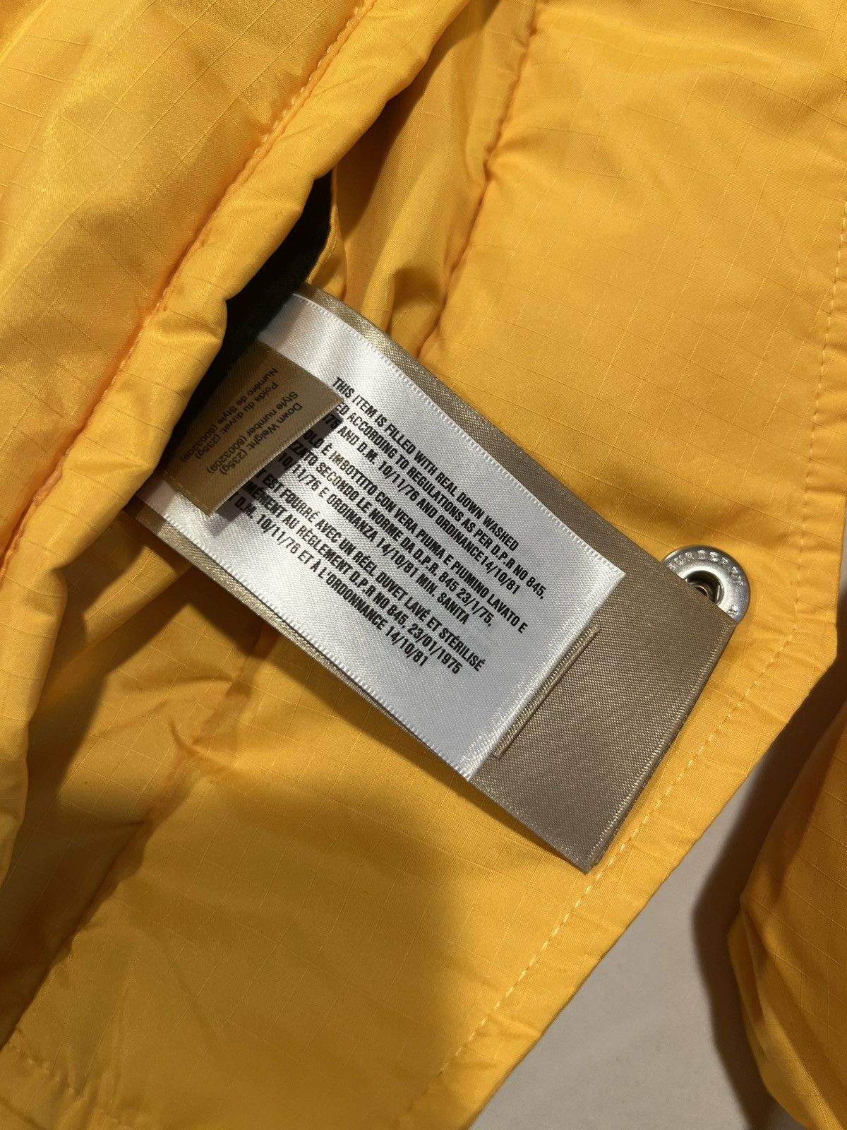 Burberry Burberry men’s detachable gloves ski jacket. 50/M. $1890 Size US M / EU 48-50 / 2 - 9 Thumbnail