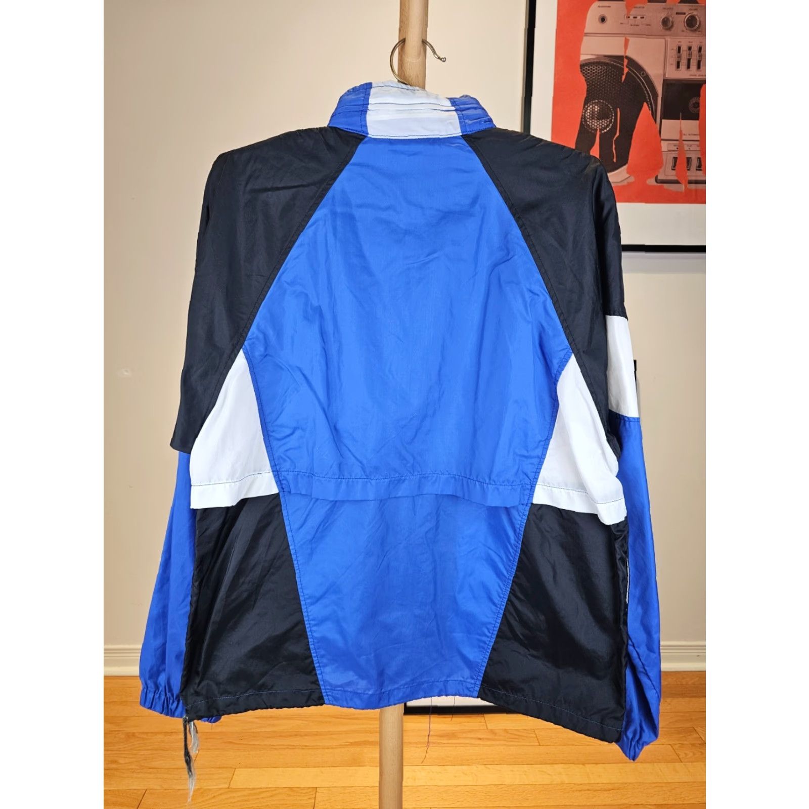 Nike VINTAGE Nike Windbreaker Jacket Windbreaker Track Top SZ LARGE Jacket Mens Blue 90s Featured Winds Breaker 23 INCH 33 INCH 28 INCH Size US L / EU 52-54 / 3 - 5 Thumbnail