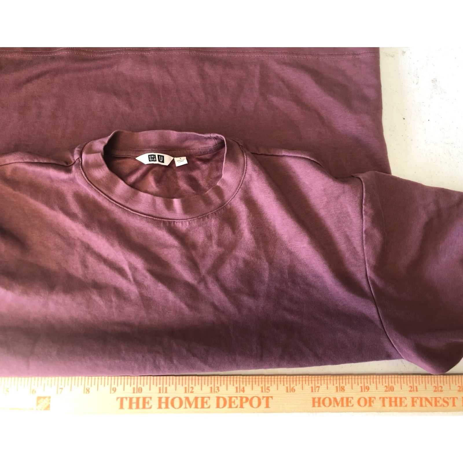 Uniqlo VINTAGE Uniqlo Burgundy T-Shirt SMALL Mens Short Sleeve Crew Neck Logo Cotton Regular Size US S / EU 44-46 / 1 - 5 Thumbnail