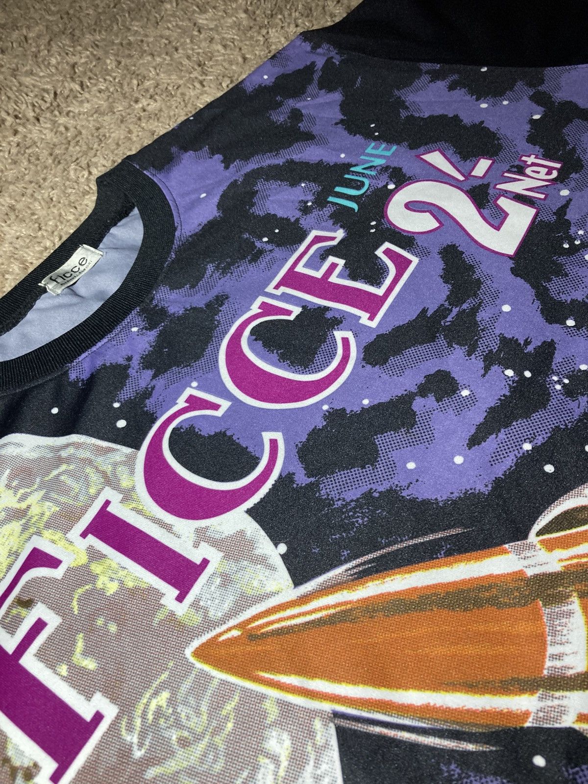Yoshiyuki Konishi SS95 Ficce Uomo Spaceship Planet Science Fiction Moon 90s Size US L / EU 52-54 / 3 - 4 Thumbnail