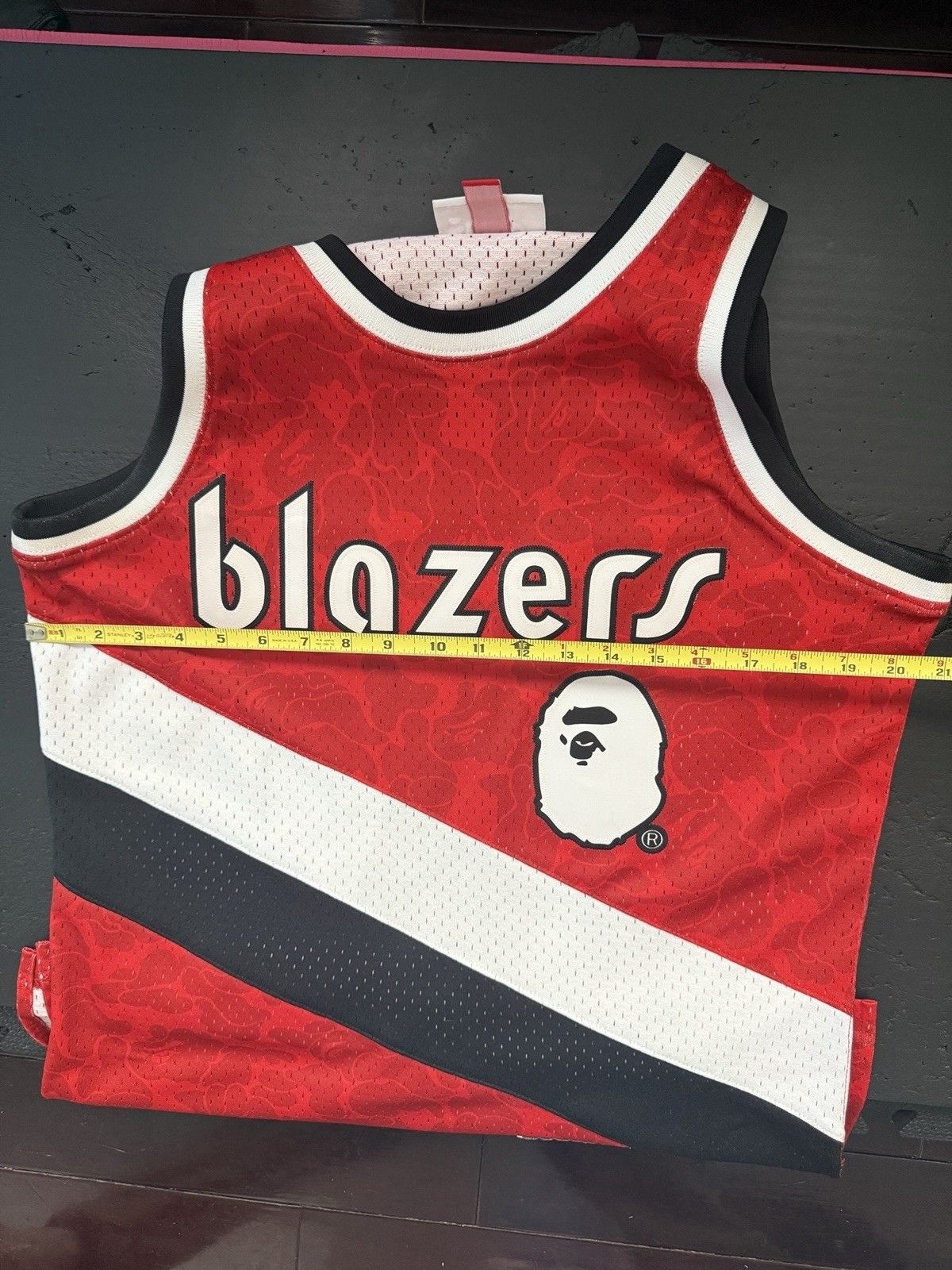 Bape Mitchell & Ness X Portland Trailblazers Jersey Size Medium Size US M / EU 48-50 / 2 - 5 Thumbnail