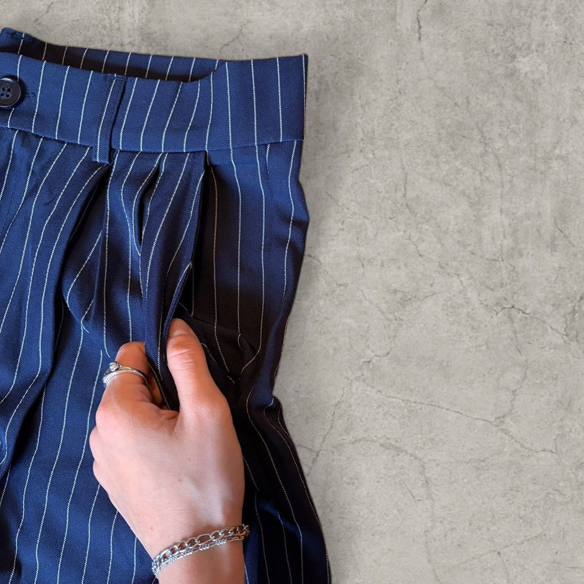 Japanese Brand Wide leg Japanese style trousers in blue pinstripe. Size L Size US 34 / EU 50 - 6 Thumbnail
