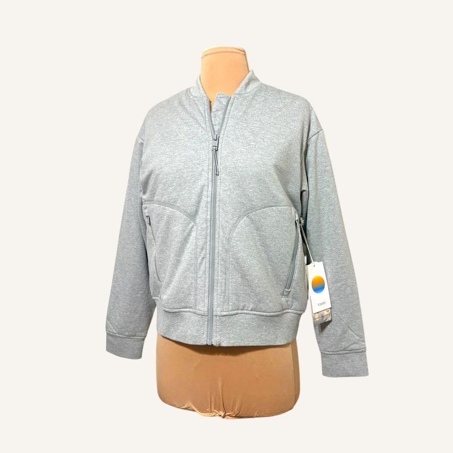 Vuori NWT Vuori Halo Basin Bomber Jacket Women Small Pale Gray NEW Size S / US 4 / IT 40 - 1 Thumbnail