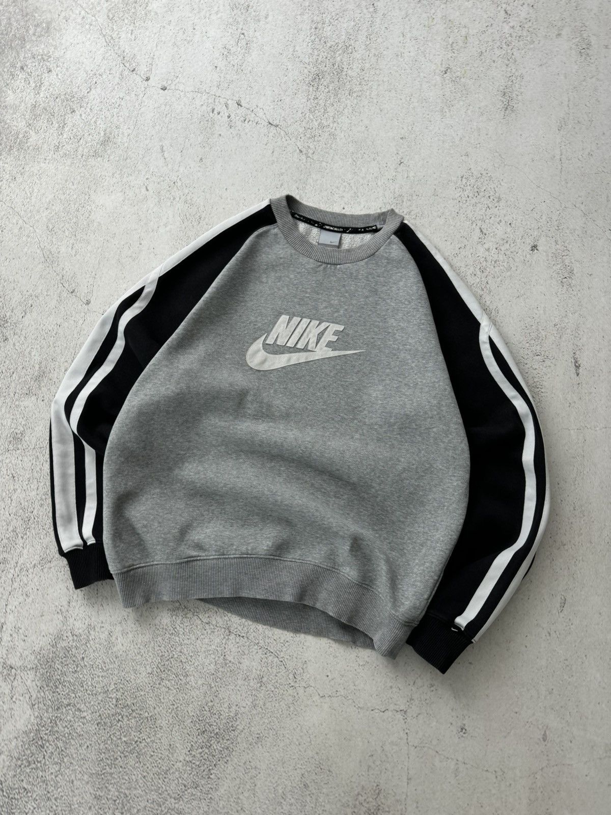 Nike × Vintage Nike Vintage Big Logo Swoosh Sweatshirt Size US M / EU 48-50 / 2 - 2 Thumbnail