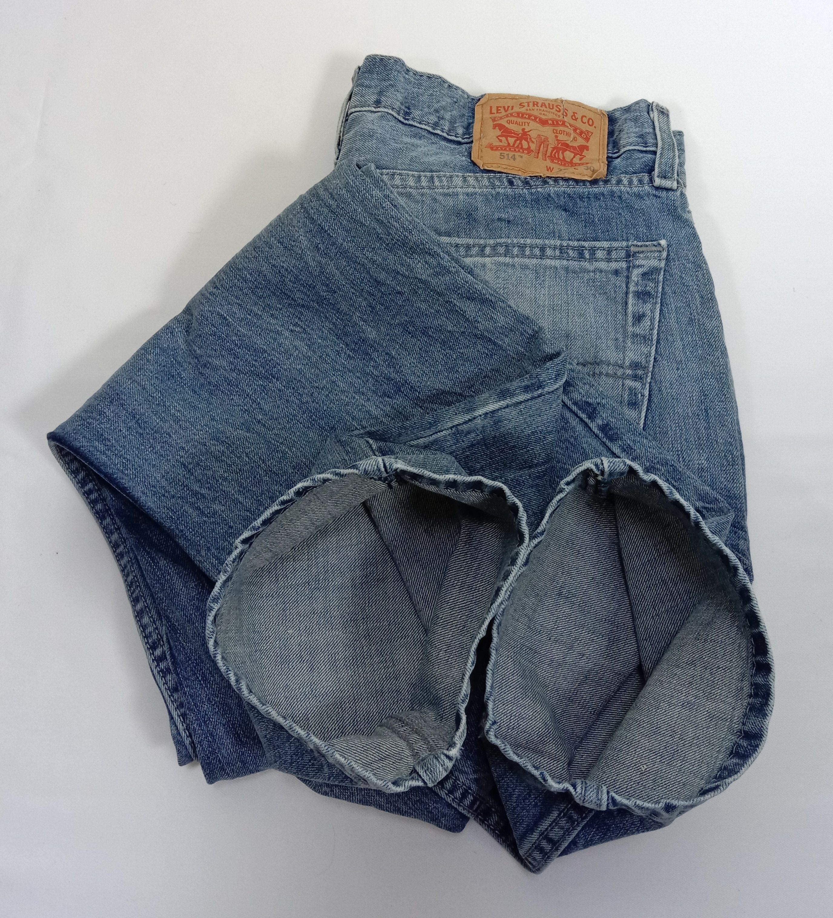 Levi's Vintage Levi's 514 Jeans Blue Wash Distressed Denim Size US 32 / EU 48 - 16 Thumbnail