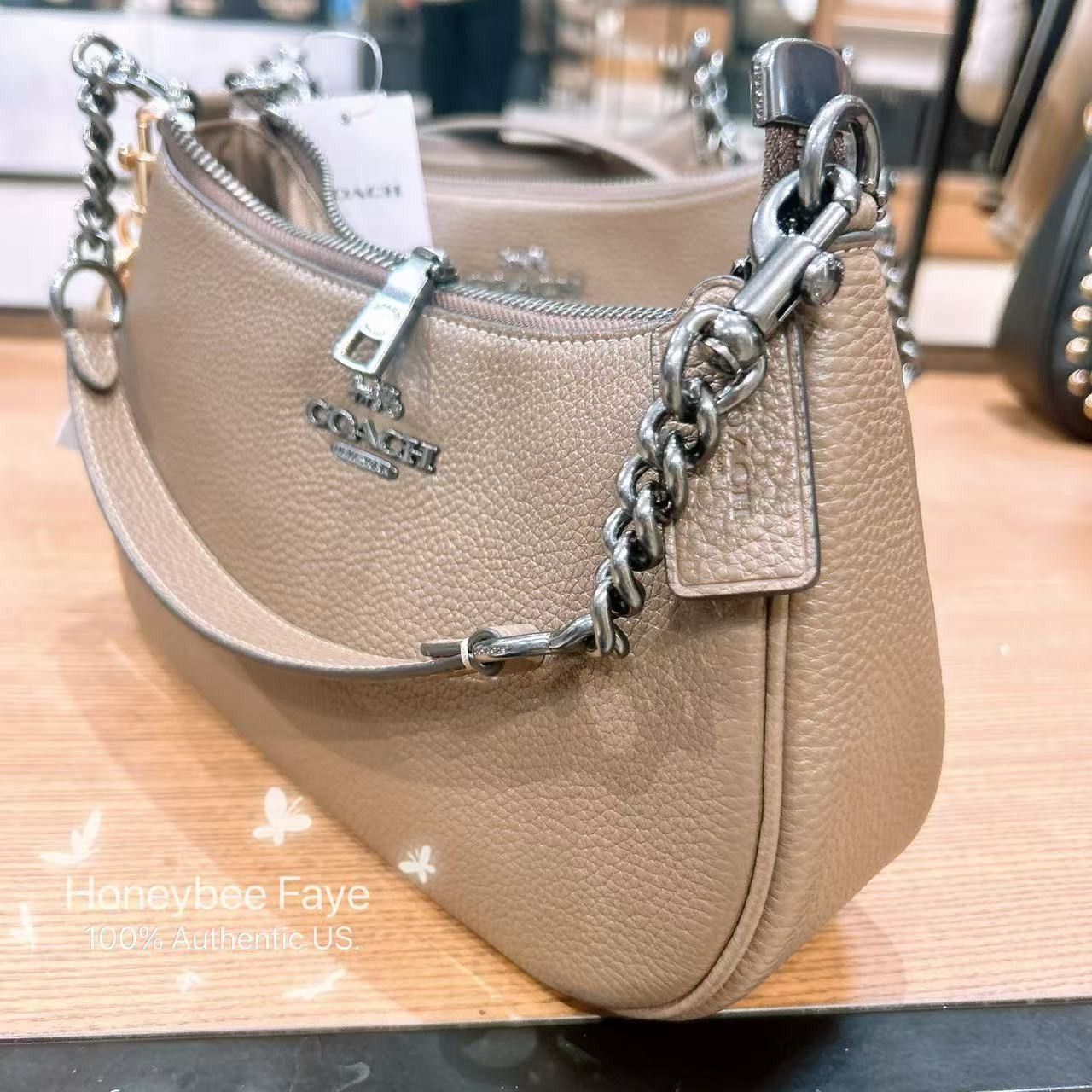Coach NWT Coach Teri Shoulder Bag Gold/Chalk CV934 Size ONE SIZE - 3 Thumbnail
