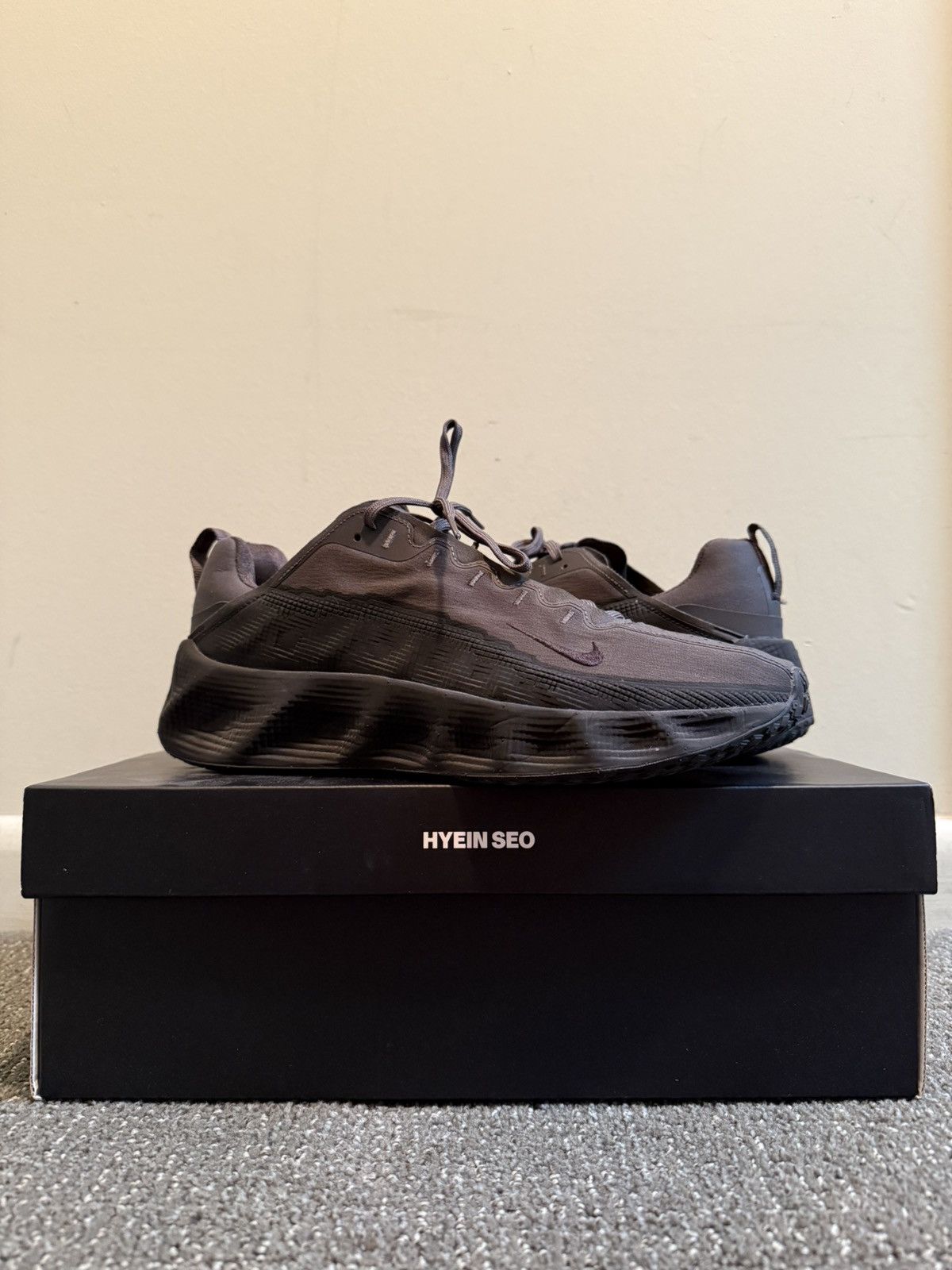 Hyein Seo Nike Hyein Seo Ava Rover Size US 10 / EU 43 - 2 Thumbnail