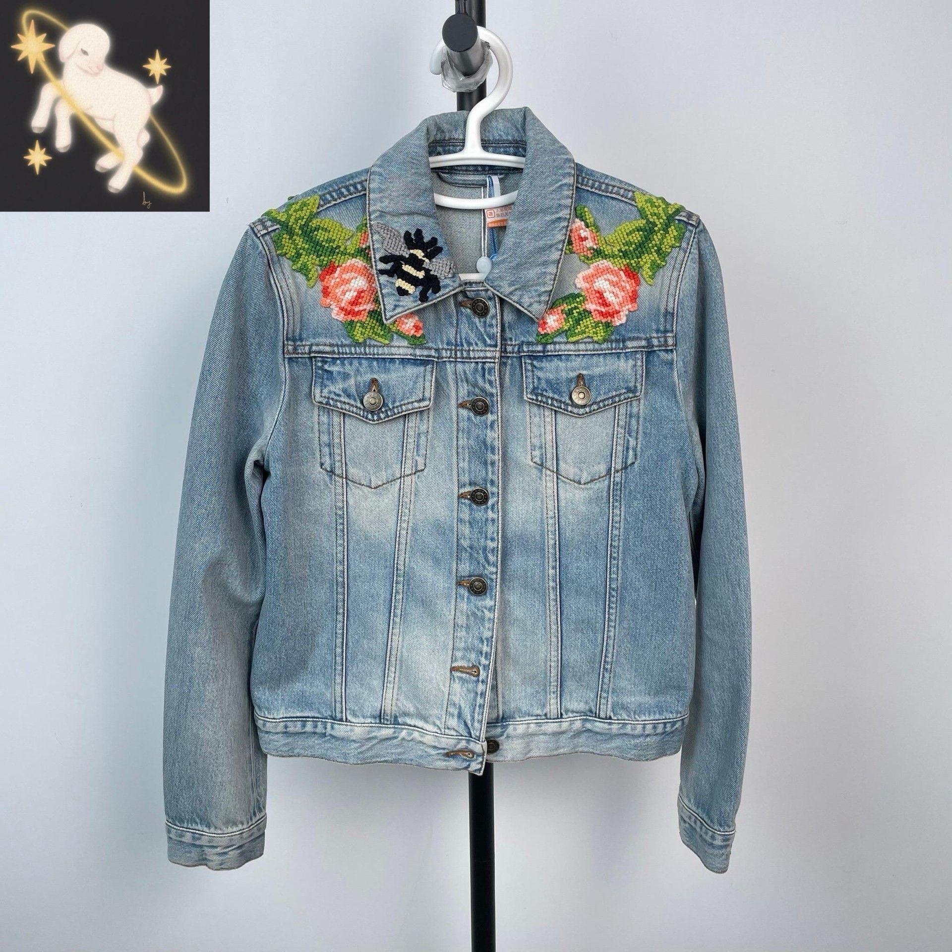 Gucci Gucci Tiger Embroidered White Jacket 38 Women Size S / US 4 / IT 40 - 1 Thumbnail