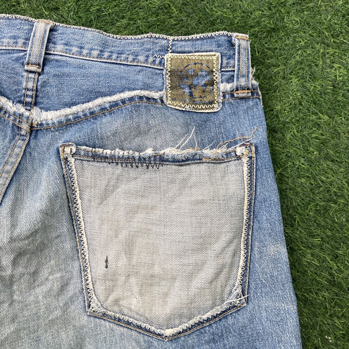 If Six Was Nine × Japanese Brand BLUE WAY DISTRESSED JEANS Size US 32 / EU 48 - 12 Thumbnail