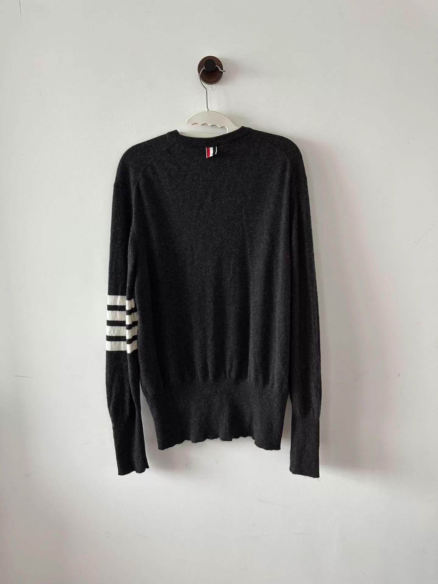 Thom Browne Thom Browne Charcoal Cashmere Sweater 5 (98 New) Size US XXL / EU 58 / 5 - 2 Thumbnail